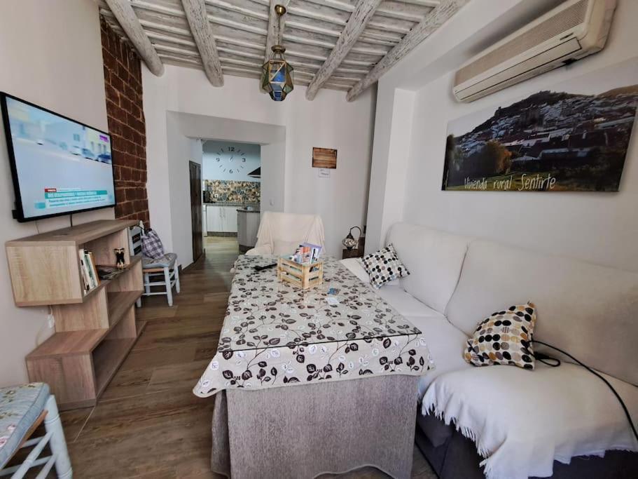 Vivienda Rural Sentirte 2 Centro De Aracena Apartment Exterior photo